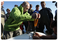 Владимир Путин в рамках рабочей поездки в Хабаровский край побывал на острове Чкалова в Охотском море|31 июля, 2009|12:05