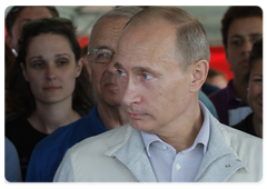 Prime Minister Vladimir Putin, on a working visit to the Siberian Federal District, descended to the bottom of Lake Baikal aboard a Mir submersible|1 august, 2009|12:49