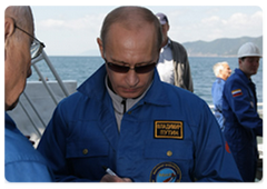 Prime Minister Vladimir Putin, on a working visit to the Siberian Federal District, descended to the bottom of Lake Baikal aboard a Mir submersible|1 august, 2009|13:04
