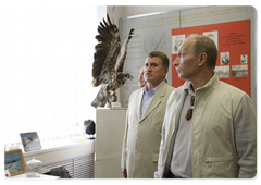 Prime Minister Vladimir Putin visiting the Baikal Museum at the Irkutsk Scientific Centre of the Siberian Branch of Russian Academy of Sciences in Listvyanka village|1 august, 2009|16:46