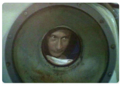 Prime Minister Vladimir Putin, on a working visit to the Siberian Federal District, descended to the bottom of Lake Baikal aboard a Mir submersible|1 august, 2009|17:47