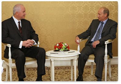 Prime Minister Vladimir Putin met with Venezuelan Minister of Energy and Petroleum Rafael Ramirez