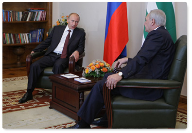 В.В.Путин встретился с Президентом Республики Абхазия С.В.Багапшем