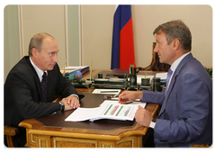 Prime Minister Vladimir Putin during a working meeting with Sberbank CEO German Gref|24 august, 2009|23:14