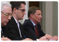 Director of the Government’s Defence Industry and High Technologies Department Nikolai Moiseyev, Deputy Head of the Government Executive Office Kirill Androsov and Deputy Prime Minister Sergei Ivanov during a meeting on restructuring the rocket and space|25 august, 2009|17:43