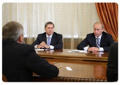 Prime Minister Vladimir Putin meeting with the President of the European Bank for Reconstruction and Development Thomas Mirow|28 august, 2009|21:01