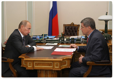 Prime Minister Vladimir Putin met with Prosecutor-General Yury Chaika