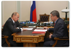 Prime Minister Vladimir Putin met with Prosecutor-General Yury Chaika