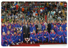 Prime Minister Vladimir Putin conferring state decorations on members of the Russian ice hockey team|31 august, 2009|20:08