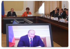 Prime Minister Vladimir Putin held a meeting on 2009 harvesting operations in Orenburg
