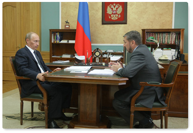 Prime Minister Vladimir Putin held a meeting with head of the Federal Tariff Service Sergei Novikov