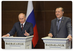 В.В.Путин и Премьер-министр Турецкой Республики Р.Т.Эрдоган провели по итогам переговоров в Анкаре совместную пресс-конференцию