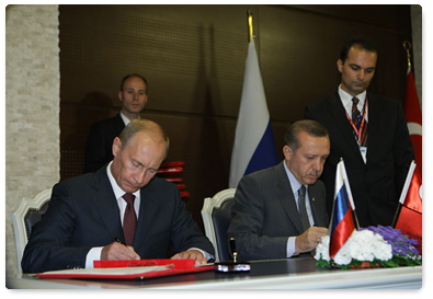 Intergovernmental talks in Ankara were followed by the signing of joint documents