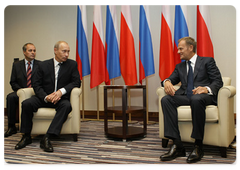 Prime Minister Vladimir Putin meeting with Polish Prime Minister Donald Tusk|1 september, 2009|14:31