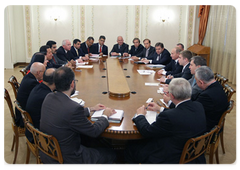 Prime Minister Vladimir Putin at a meeting with Hugo Chavez, President of the Bolivarian Republic of Venezuela|10 september, 2009|19:56