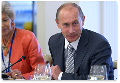 Prime Minister Vladimir Putin met with members of the sixth Valdai Discussion Club