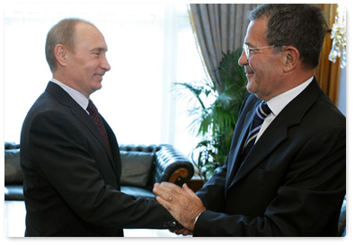 Prime Minister Vladimir Putin met with former Italian Prime Minister Romano Prodi