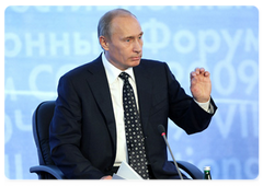 Prime Minister Vladimir Putin speaking at the 8th International Investment Forum in Sochi|18 september, 2009|14:55