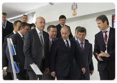 Russian Prime Minister Vladimir Putin visiting an exhibition of development plans for the constituent entities of the Russian Federation as part of his participation in the Sochi International Investment Forum|18 september, 2009|16:21