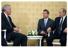 В.В.Путин провел в рамках Международного инвестиционного форума в Сочи встречу с главой компании «Дженерал Электрик» Д.Иммельтом|18 сентября, 2009|17:57