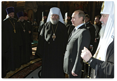 Prime Minister Vladimir Putin visited the Cathedral of Christ the Saviour