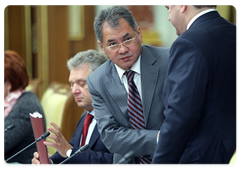 Emergencies Minister Sergei Shoigu before the Government meeting|23 september, 2009|14:38