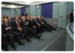 В.В.Путин встретился с зарубежными участниками совещания «Об освоении месторождений газа полуострова Ямал», представляющими ряд международных нефтегазовых компаний|24 сентября, 2009|11:06