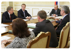 Prime Minister Vladimir Putin chairing a meeting of the Government Presidium|3 september, 2009|15:43