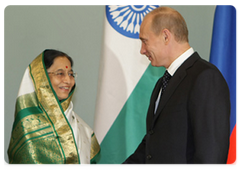 Prime Minister Vladimir Putin meeting with Indian President Pratibha Devisingh  Patil|4 september, 2009|15:14