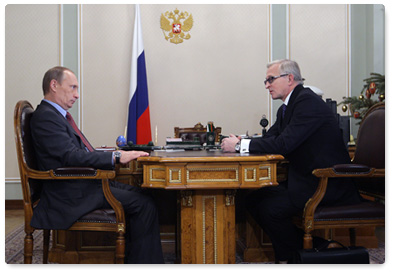 Prime Minister Vladimir Putin meets with Alexander Shokhin, President of the Russian Union of Industrialists and Entrepreneurs (RSPP)