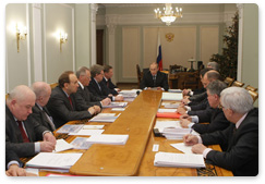 Prime Minister Vladimir Putin chairs a meeting on establishing the Kurchatov Institute research centre