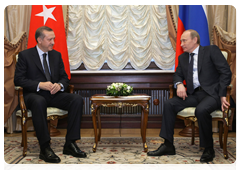 Председатель Правительства Российской Федерации В.В.Путин провел переговоры с Премьер-министром Турции Р.Т.Эрдоганом|13 января, 2010|15:26