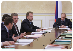 Prime Minister Vladimir Putin  during the Government Presidium meeting|13 january, 2010|21:59