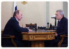 Prime Minister Vladimir Putin in a meeting with Education and Science Minister, Andrei Fursenko|16 january, 2010|18:06