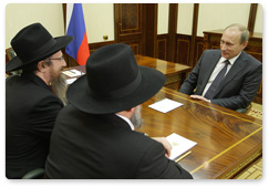 Prime Minister Vladimir Putin meets with Berl Lazar, Chief Rabbi of Russia