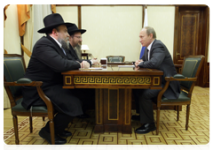 Prime Minister Vladimir Putin meeting with Berl Lazar, Chief Rabbi of Russia|26 january, 2010|12:12