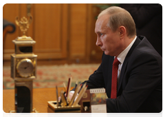 Prime Minister Vladimir Putin during a meeting with Natural Resources and Environment Minister Yuri Trutnev|27 january, 2010|14:26