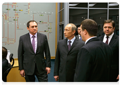 Председатель Правительства Российской Федерации В.В.Путин посетил Главный диспетчерский центр ОАО «СО ЕЭС»|4 января, 2010|19:38