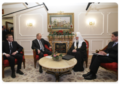 Prime Minister Vladimir Putin meeting with Patriarch Kirill of Moscow and All Russia|5 january, 2010|18:46