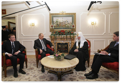 Prime Minister Vladimir Putin meets with Patriarch Kirill of Moscow and All Russia at the Moscow-based Saint Daniel’s Monastery. Mr Putin and His Holiness discuss aspects of cooperation between the state and the church
