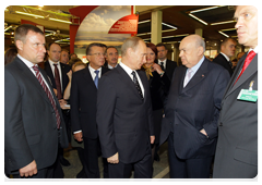 Prime Minister Vladimir Putin at the 12th annual agricultural exhibition Golden Autumn|1 october, 2010|15:16