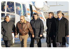 Prime Minister Vladimir Putin commissioning the third start-up complex at the Yukharovskoye gas condensate field|11 october, 2010|16:59