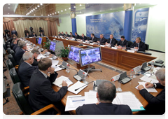 Председатель Правительства Российской Федерации В.В.Путин провел совещание по Генеральной схеме развития газовой отрасли на период до 2030 года|11 октября, 2010|17:59