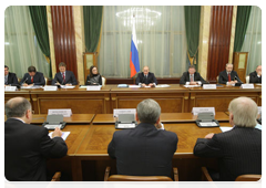 Prime Minister Vladimir Putin at a meeting of the General Council of the public organisation Delovaya Rossiya|12 october, 2010|15:26