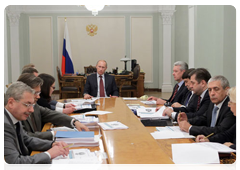 Prime Minister Vladimir Putin at the meeting on draft agreements for the Common Economic Space|14 october, 2010|20:38