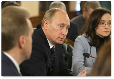 Prime Minister Vladimir Putin meets with the heads of government of the member states of the Customs Union