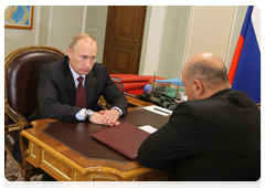 Prime Minister Vladimir Putin during a meeting with head of the Federal Taxation Service Mikhail Mishustin|18 october, 2010|20:38