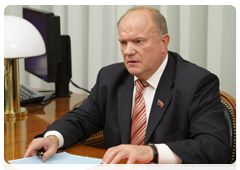 Communist Party leader Gennady Zyuganov at a meeting with Prime Minister Vladimir Putin|19 october, 2010|17:03