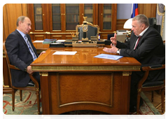 Prime Minister Vladimir Putin at a meeting with Deputy Chairman of the State Duma and LDPR leader Vladimir Zhirinovsky|19 october, 2010|18:40