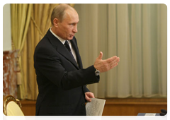 Prime Minister Vladimir Putin chairing a meeting of the Government of the Russian Federation|21 october, 2010|17:03